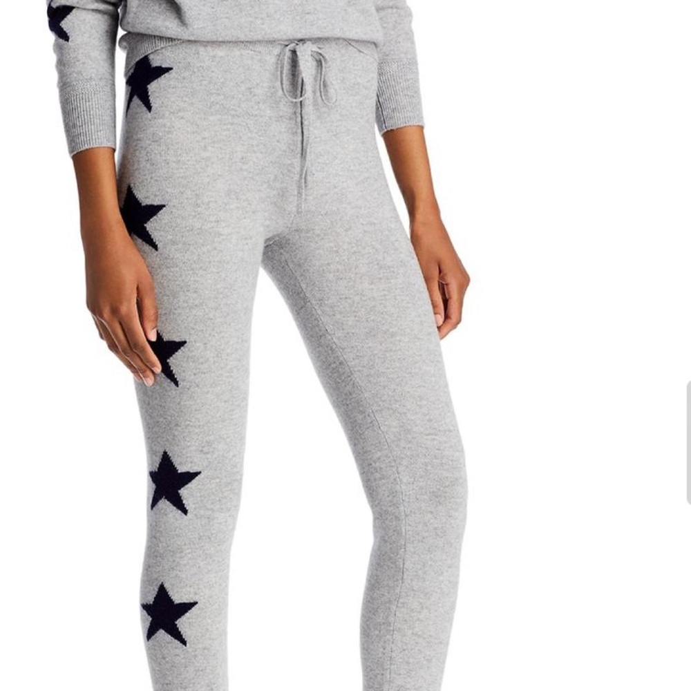 AQUA Cashmere
Cashmere Star Print Cashmere Jogger pants size M - Picture 8 of 8